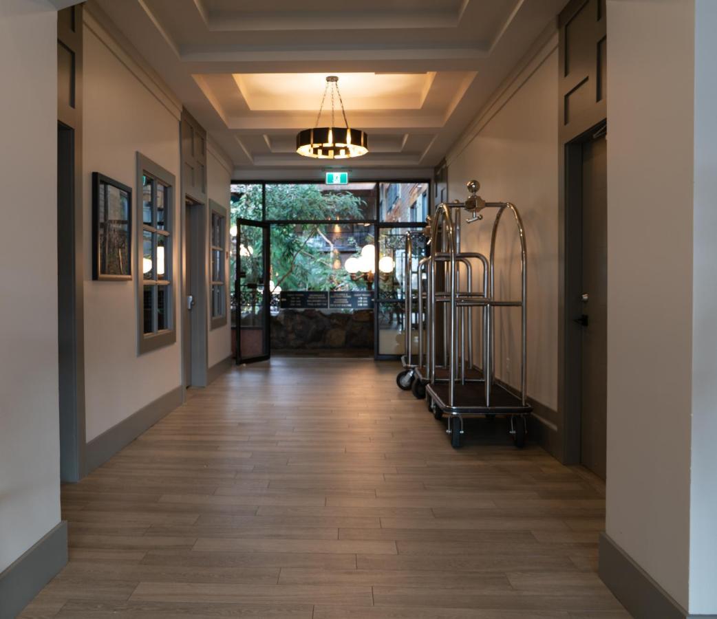 Prestige Vernon Lodge Extérieur photo